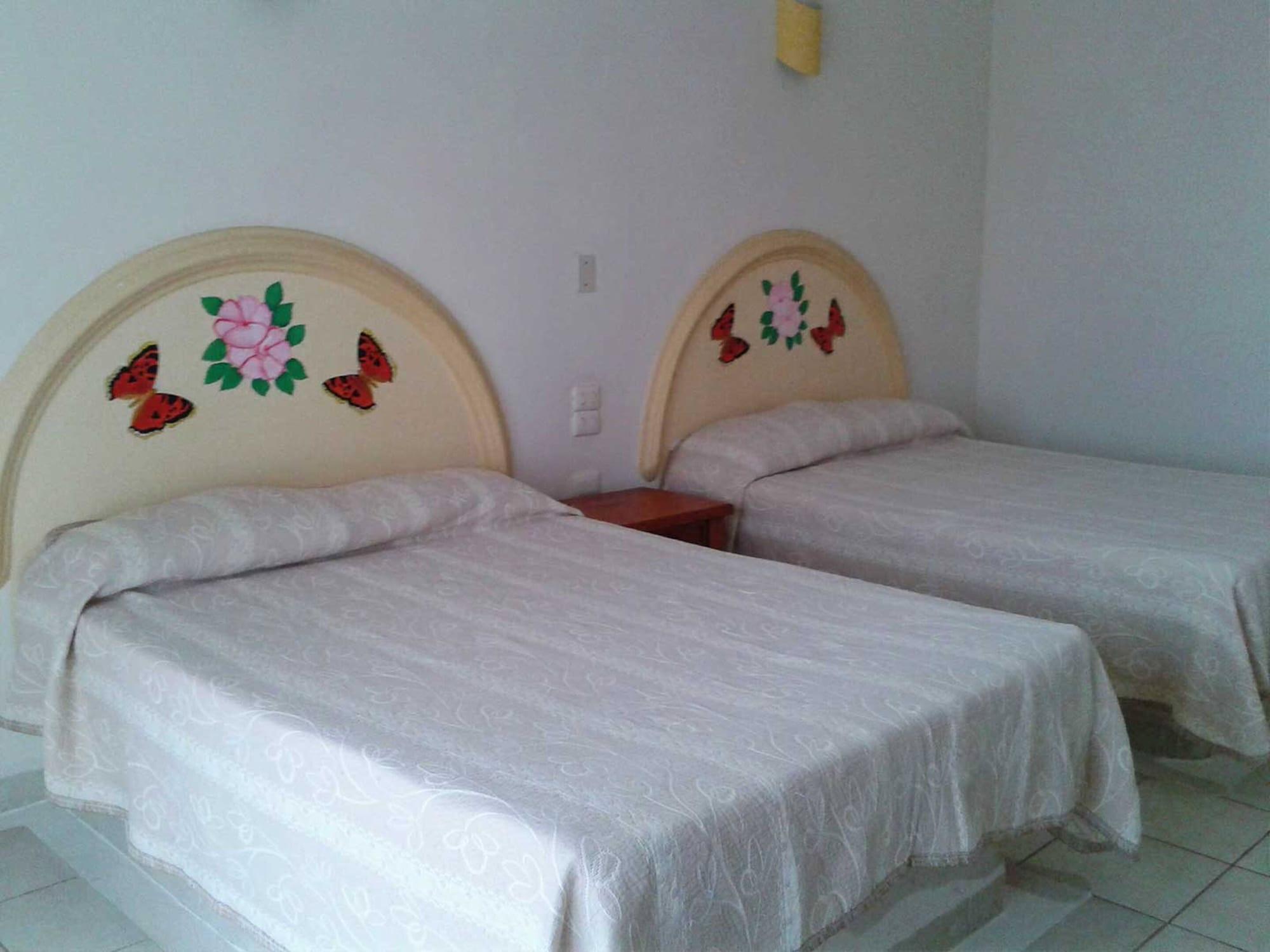 Hotel Istirincha Nautla エクステリア 写真