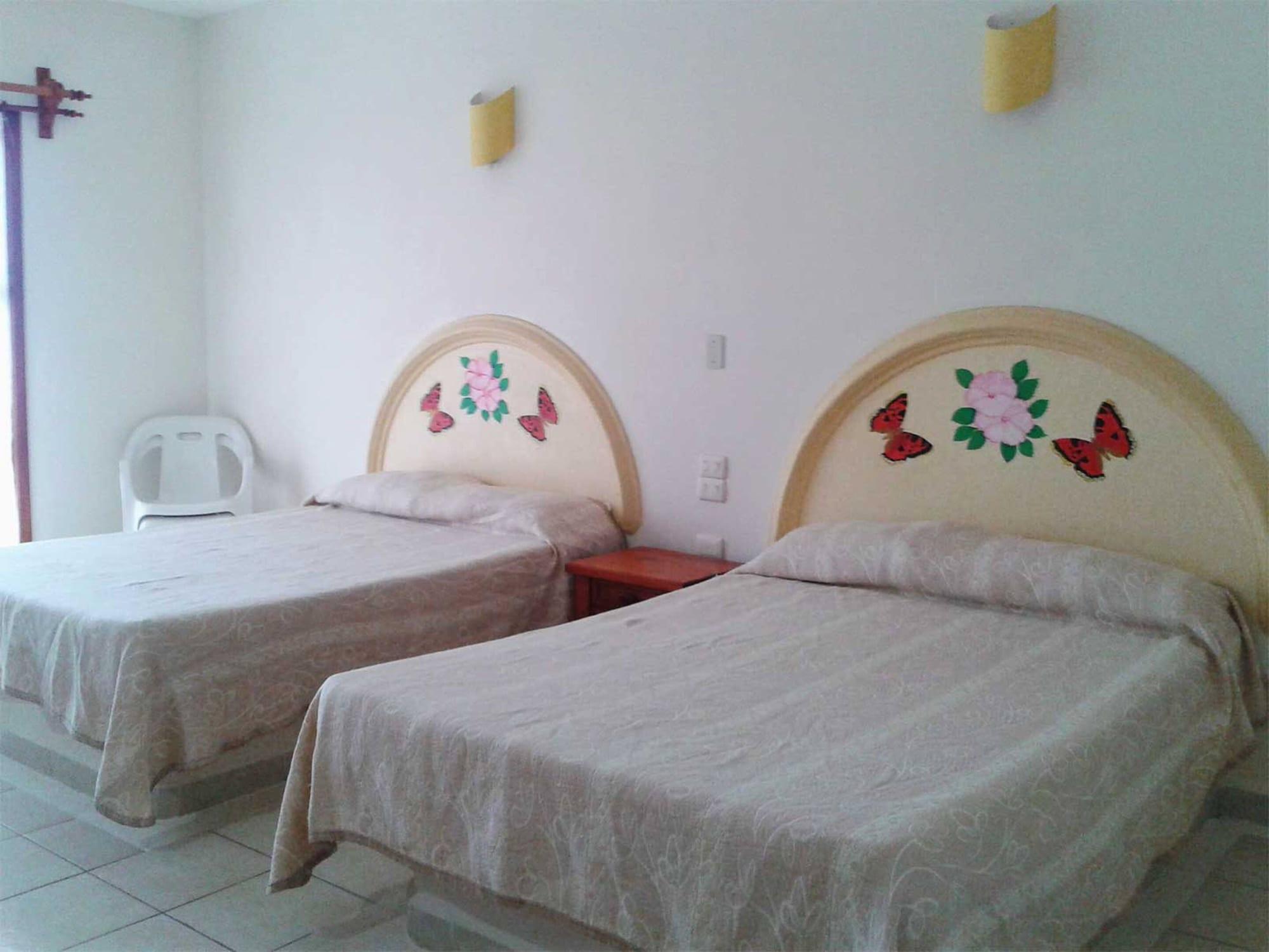 Hotel Istirincha Nautla エクステリア 写真