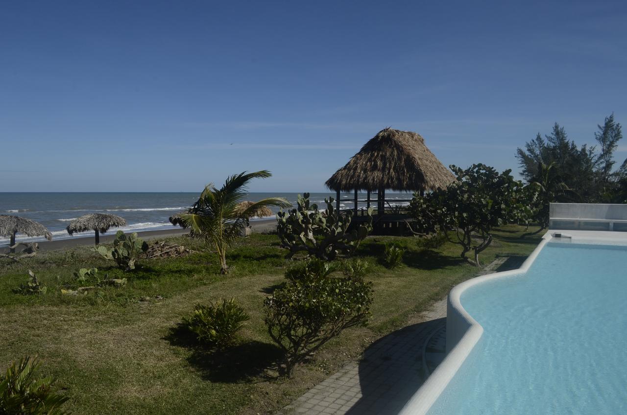 Hotel Istirincha Nautla エクステリア 写真
